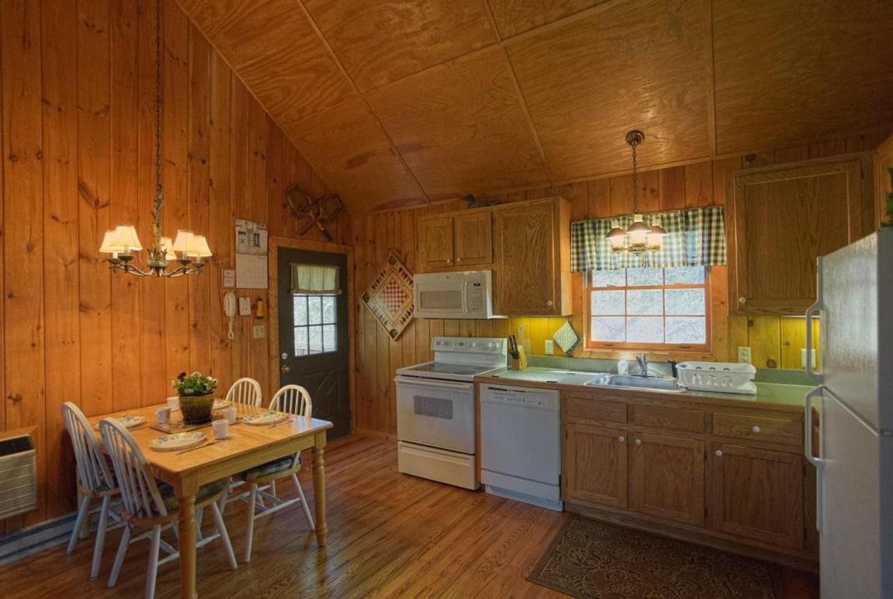Autumn Ridge Cottages Lexington Eksteriør billede